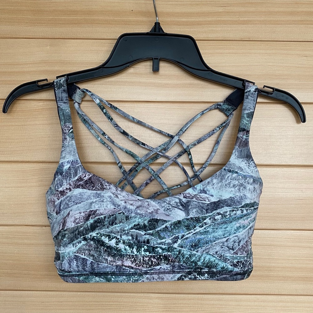 Lululemon Free to Be Wild Sports Bra